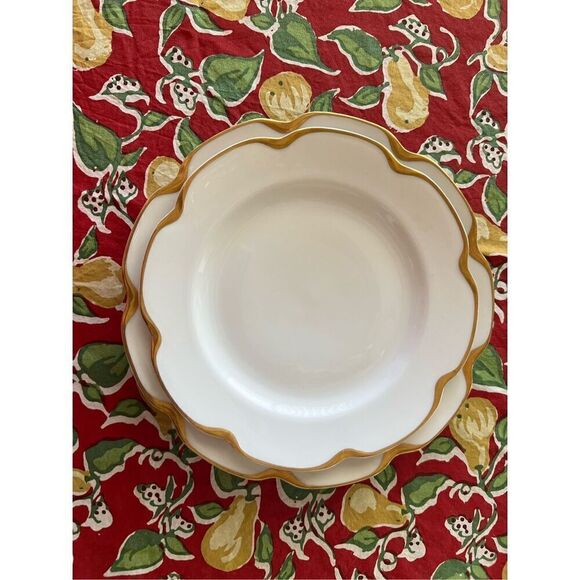 Silver Anniversary Pattern Set of one dinner plate and one coupe luncheon plate - Picture 2 of 8